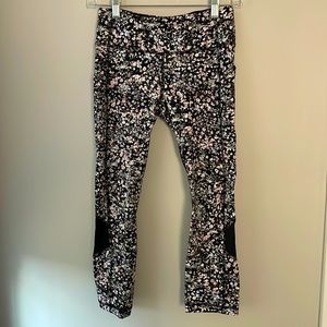 LULULEMON - Floral Print Leggings Cropped